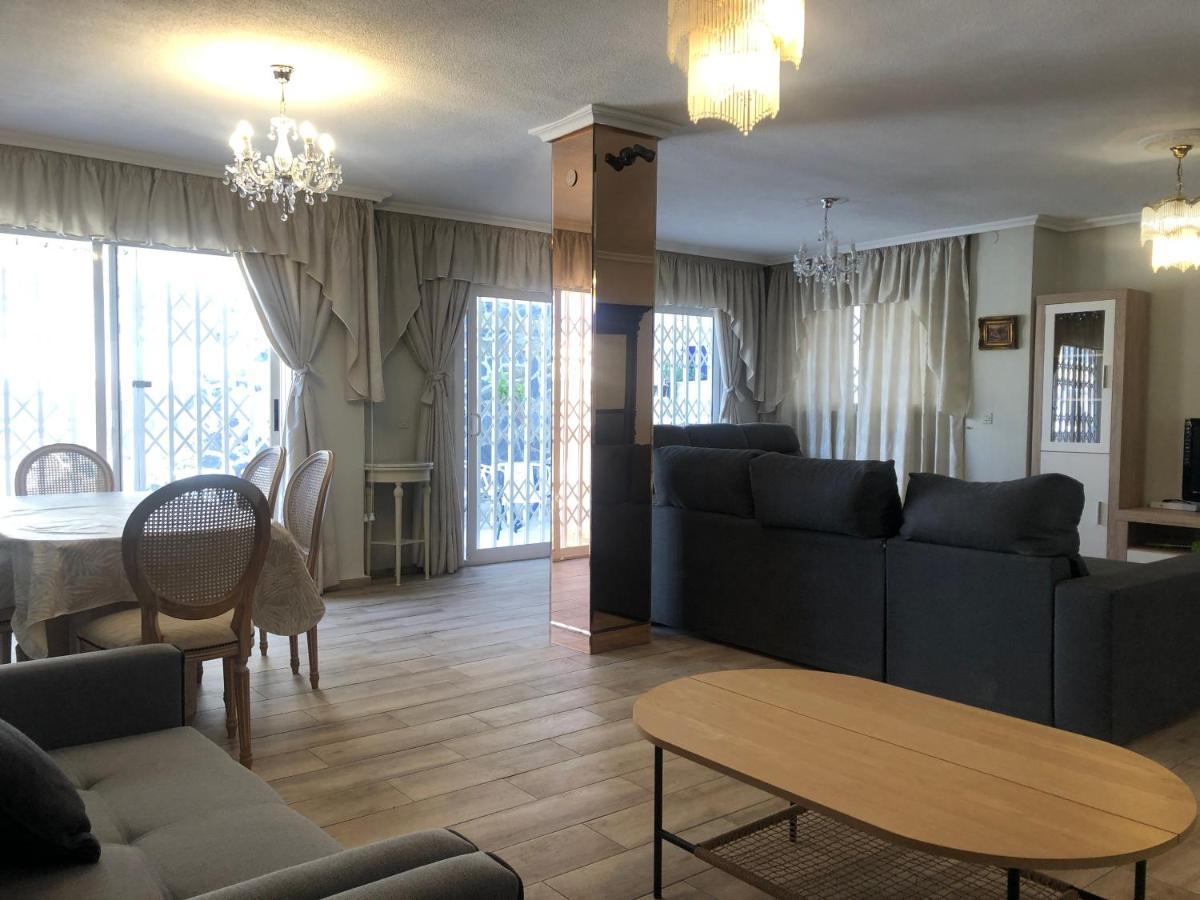 Holiday Chalet Benidorm Ngoại thất bức ảnh